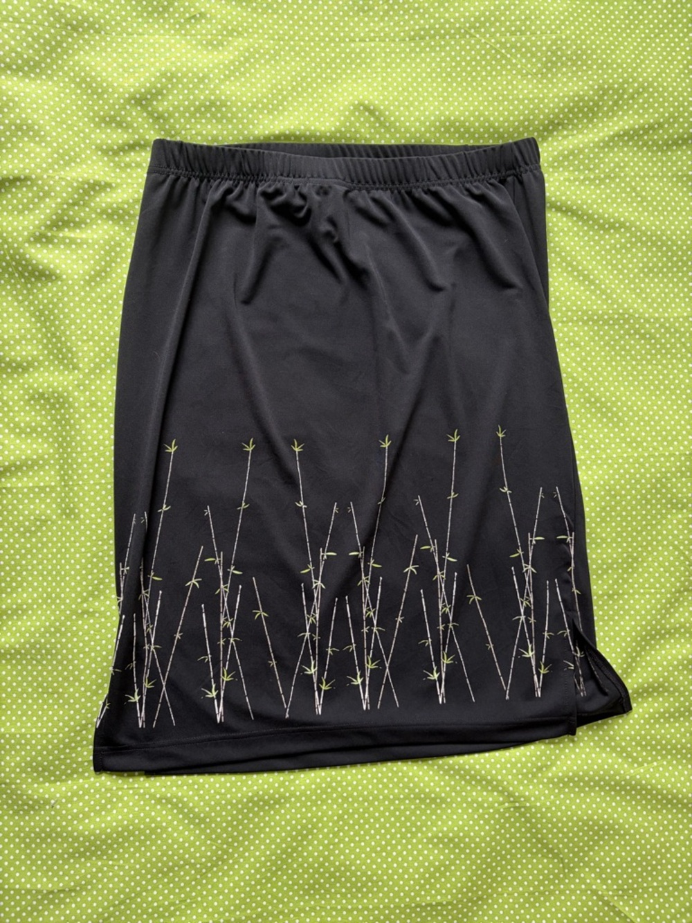 Black Bamboo-Embroidered Stretch Skirt - Women